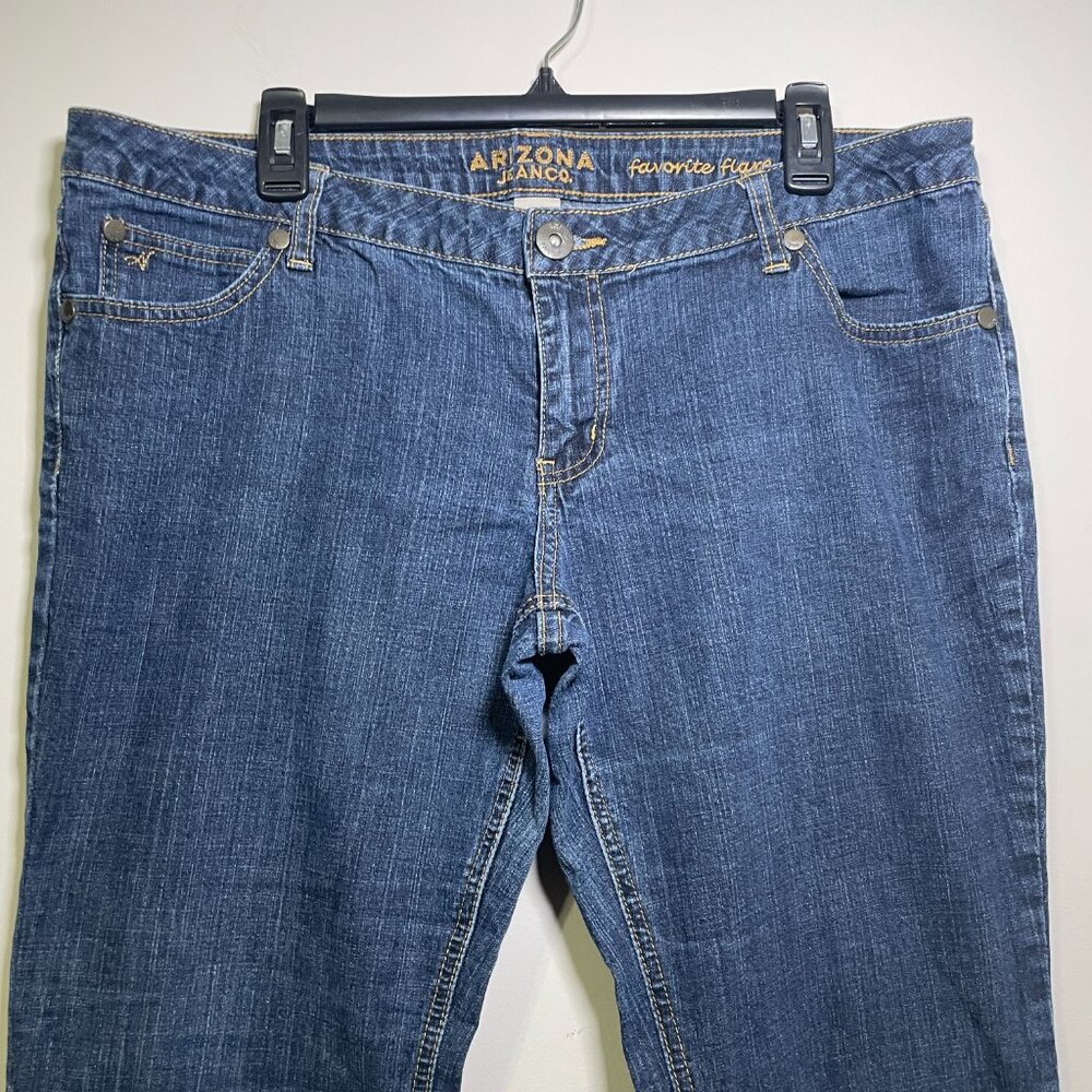 Junior Girls Arizona 'Favorite Flare' Size 17 Short Jeans - Picture 3 of 12